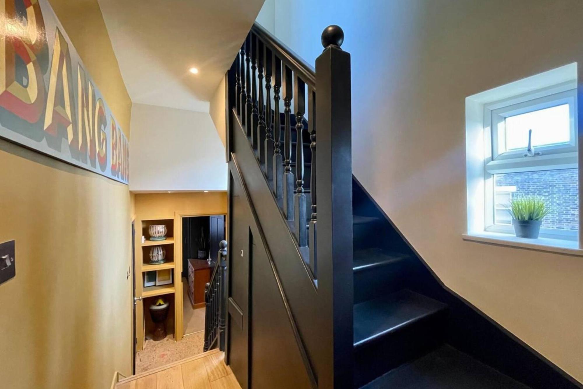 Charming And Spacious 2 Bed Near Kensal Green Tube Appartamento
