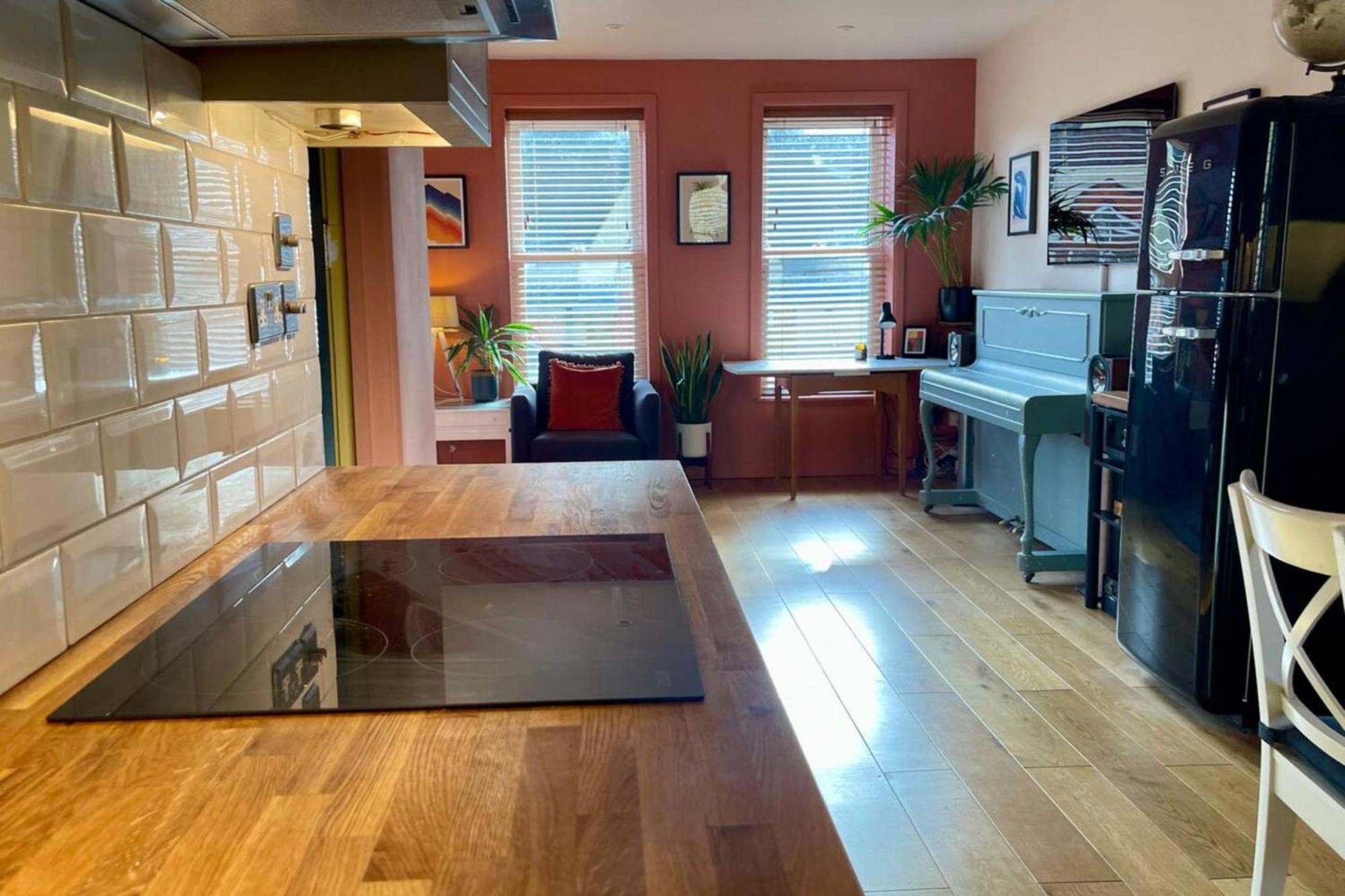 Charming And Spacious 2 Bed Near Kensal Green Tube Appartamento Londra